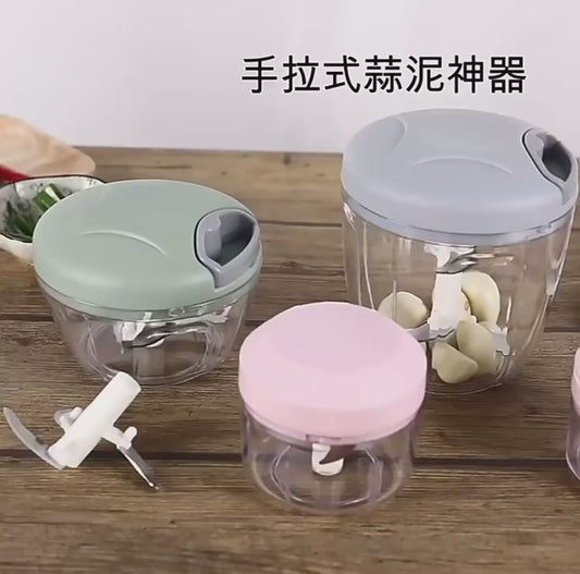 Turbo Chop Pro™ 500/900ML Manual Food Chopper | Meat Mincer, Garlic Crusher, Onion Cutter, Vegetable Slicer & Salad Maker